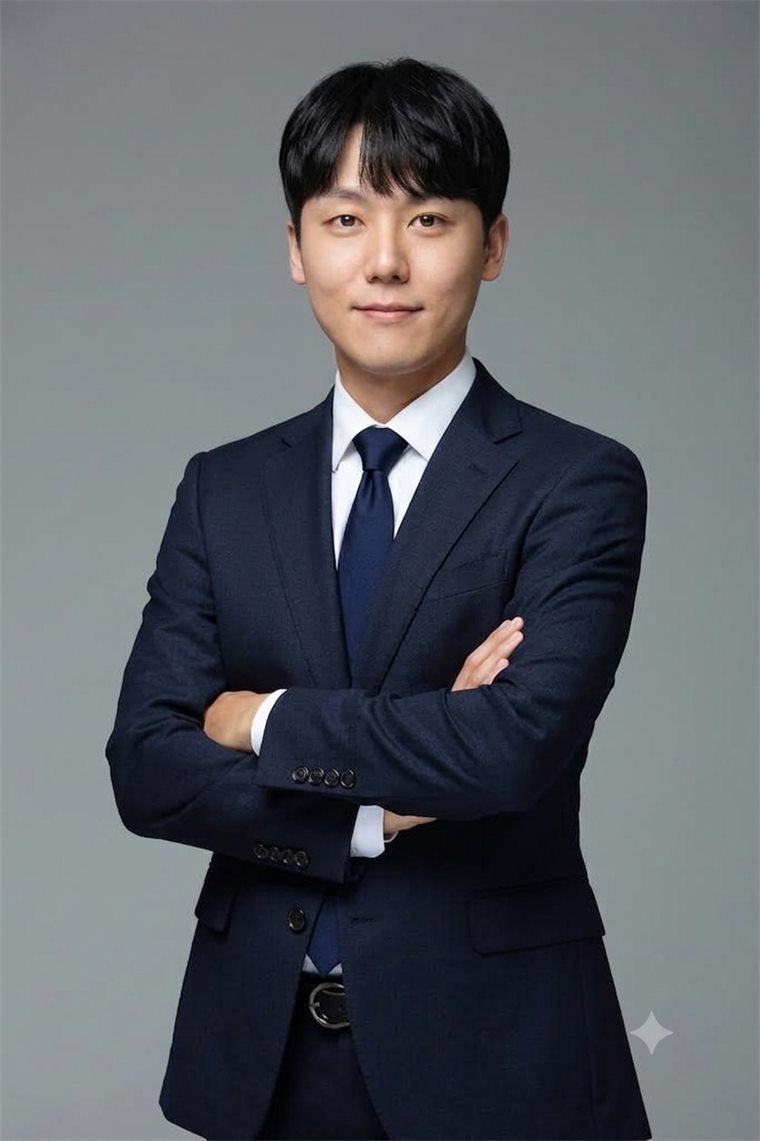 Jungung Moon, founder of Moonmang